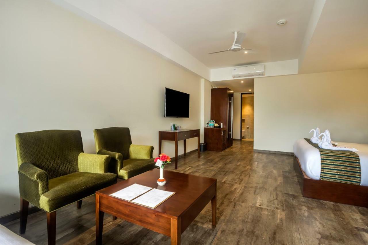 Ellbee Mussoorie Hills Hotel Ngoại thất bức ảnh