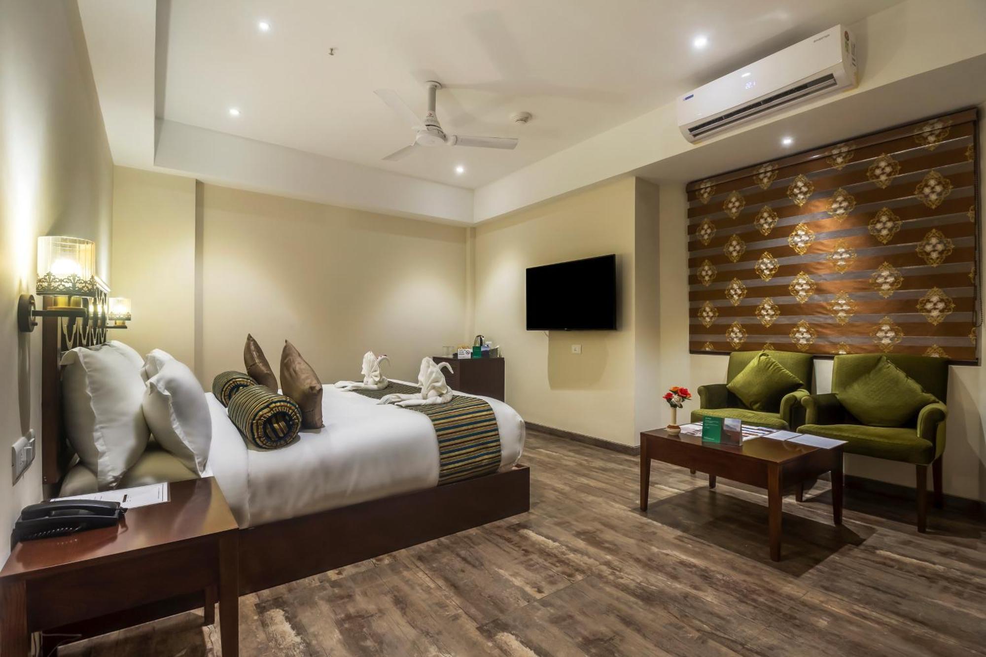 Ellbee Mussoorie Hills Hotel Ngoại thất bức ảnh